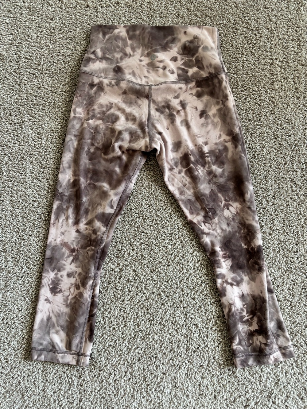 Lululemon Align High-Waisted Crop Legging Size 6